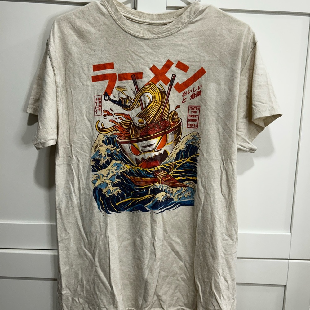 Graphic Cream T-Shirt